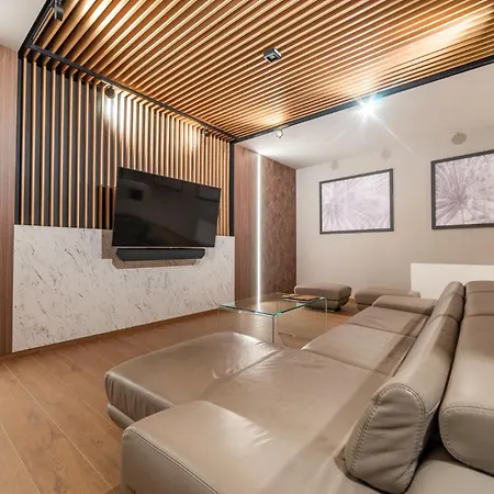 P R A T U M 45 * Mikołajki