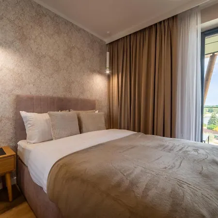 P R A T U M 45 Apartament *