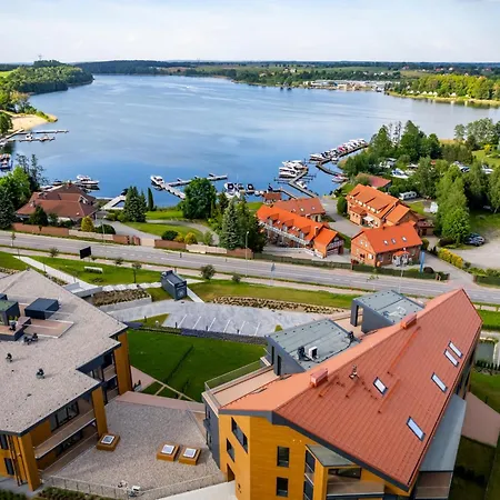 P R A T U M 45 * Mikołajki